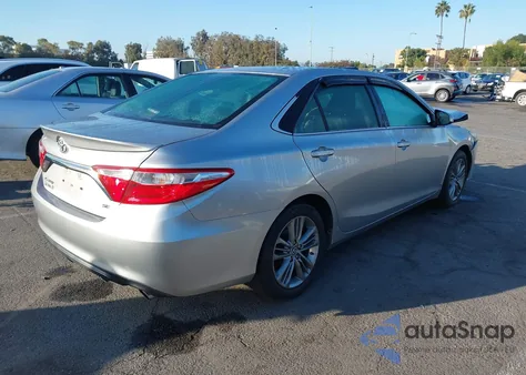 2015 Toyota Camry Se z USA, uszkodzony, nr VIN 4T1BF1FK1FU013746